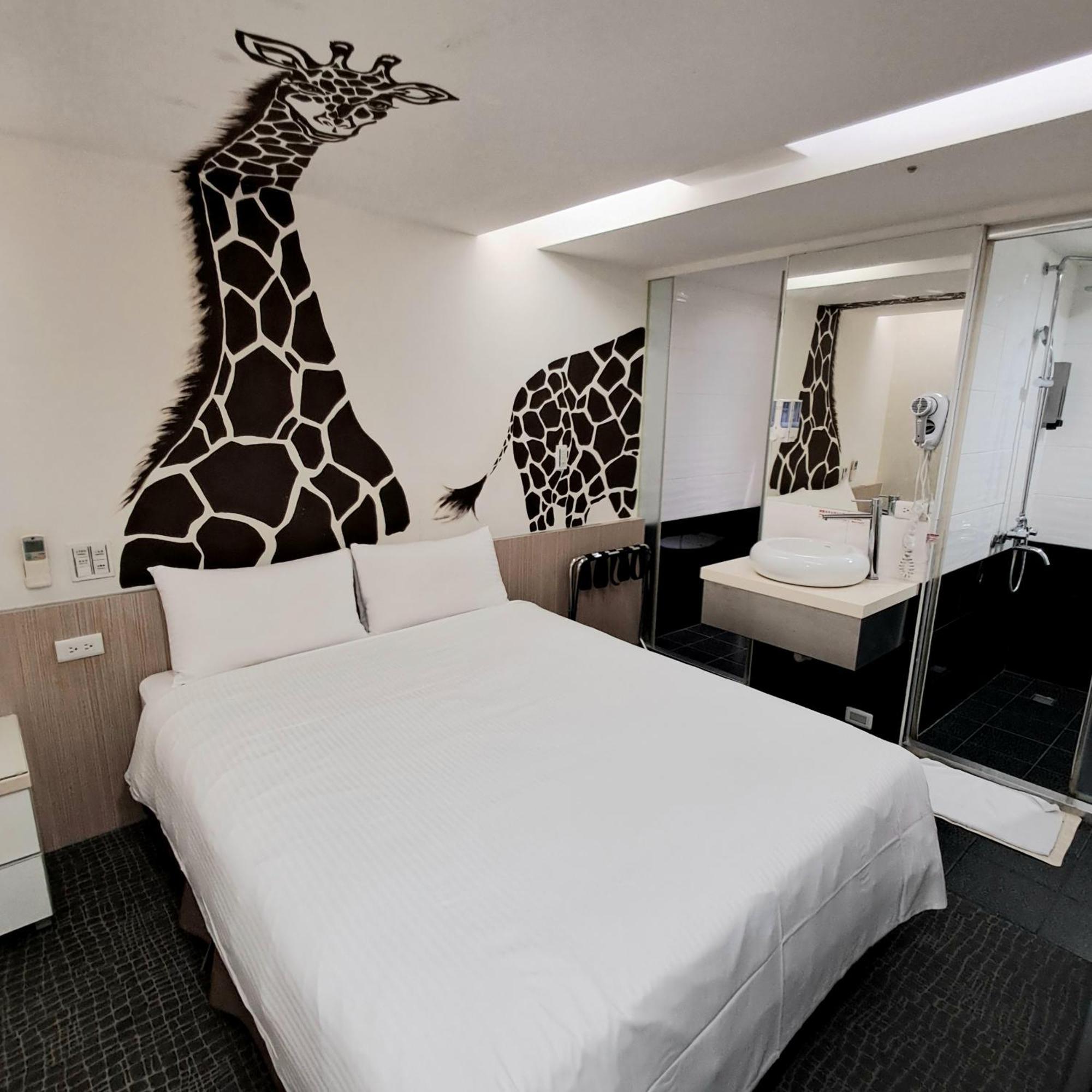 Morwing Hotel Fuzhong Taipei Eksteriør billede